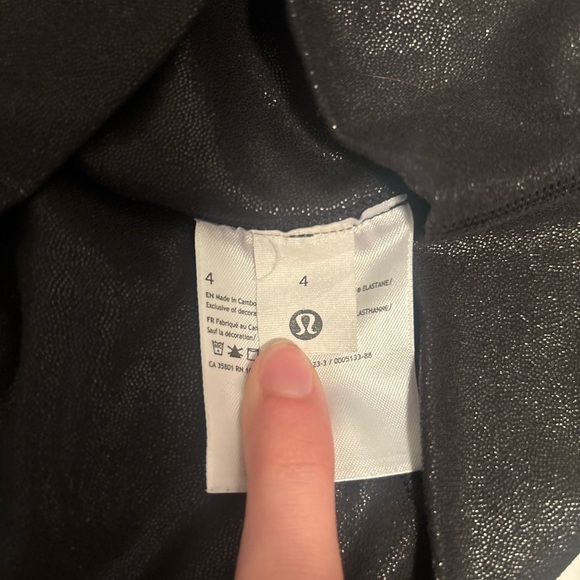 Lululemon Align High-Rise Pant 25" *Shine
Radiate Foil Print Black - Picture 10 of 10